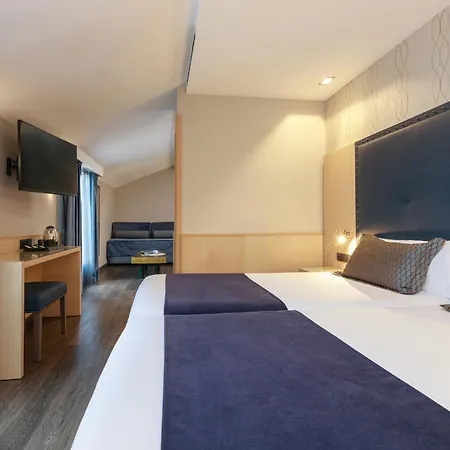 Hotel Pedro I De Aragon 4 Estrellas Superior Huesca Room photo