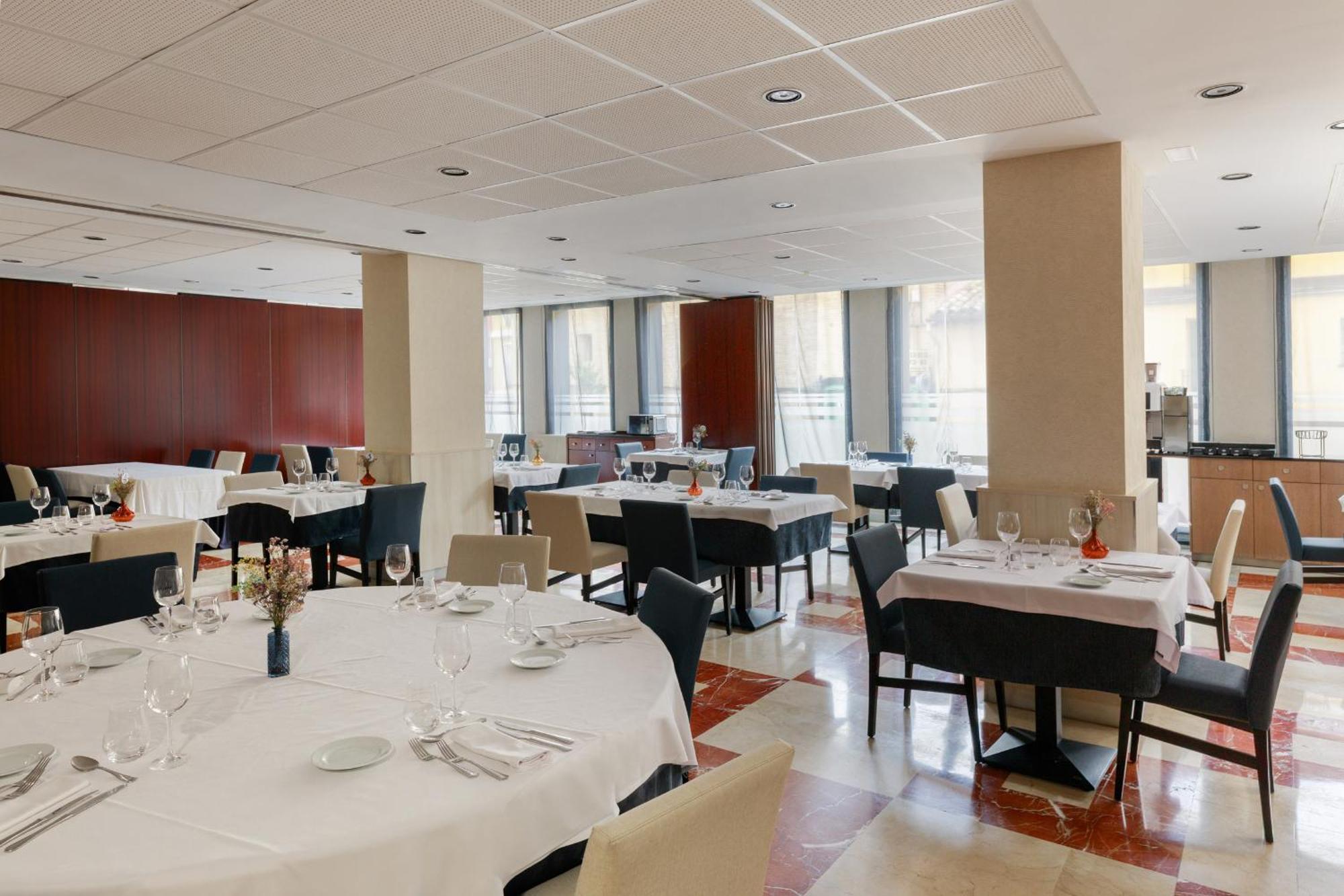 Hotel Pedro I De Aragon
